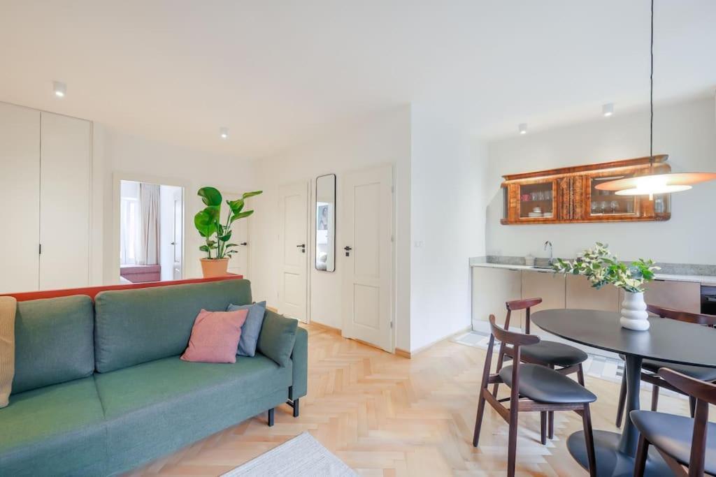 Cityscape Haven: Urban Retreat Gdansk Ngoại thất bức ảnh